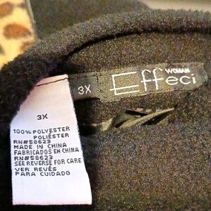 Effeci Woman's Collared Zip Front Animal Print and Black ⚫️ Jacket